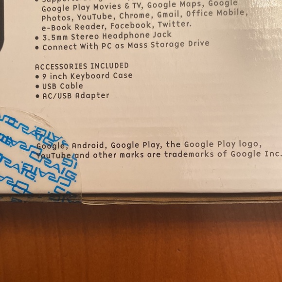 9 INCH TOUCH SCREEN TABLET - Picture 7 of 7